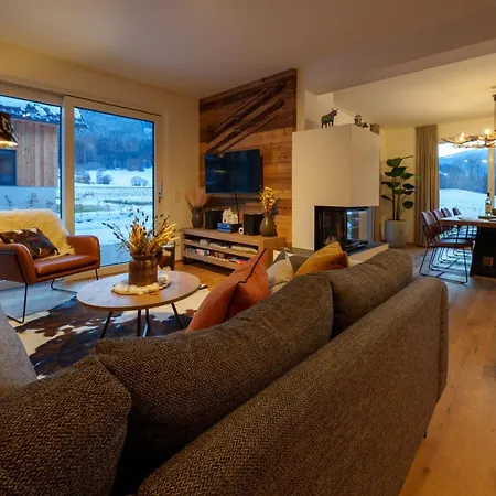Mountain Vista Chalet